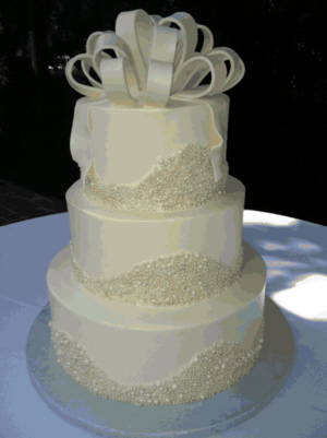 Pictures of red velvet wedding cakes
